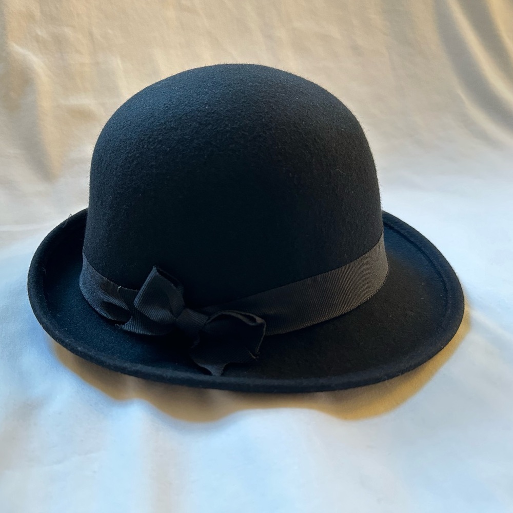Goorin Bros. Vintage-style Fedora.